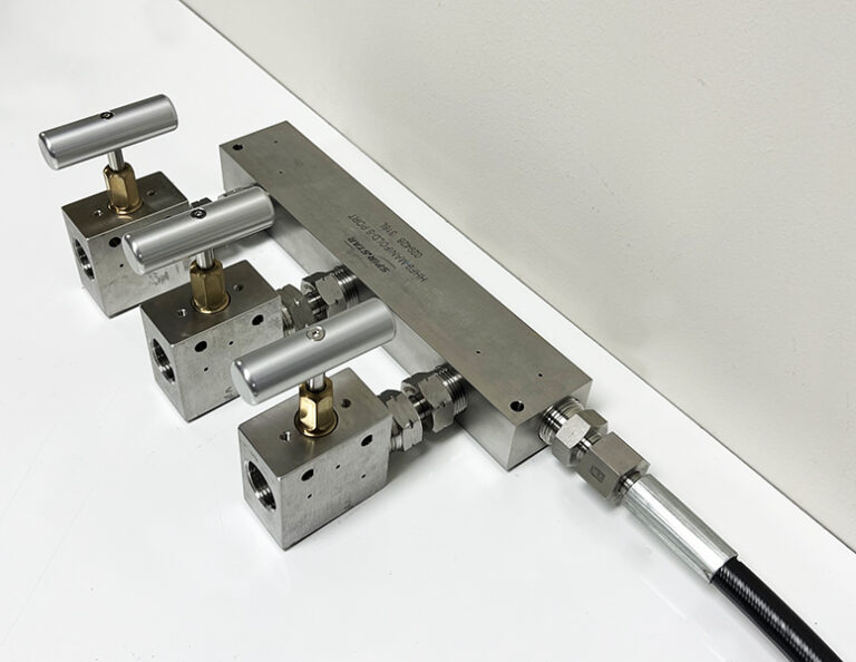 hydrostatic pressure test manifold