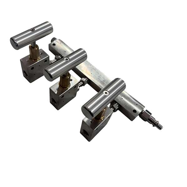 hydrostatic pressure test manifold for high pressure